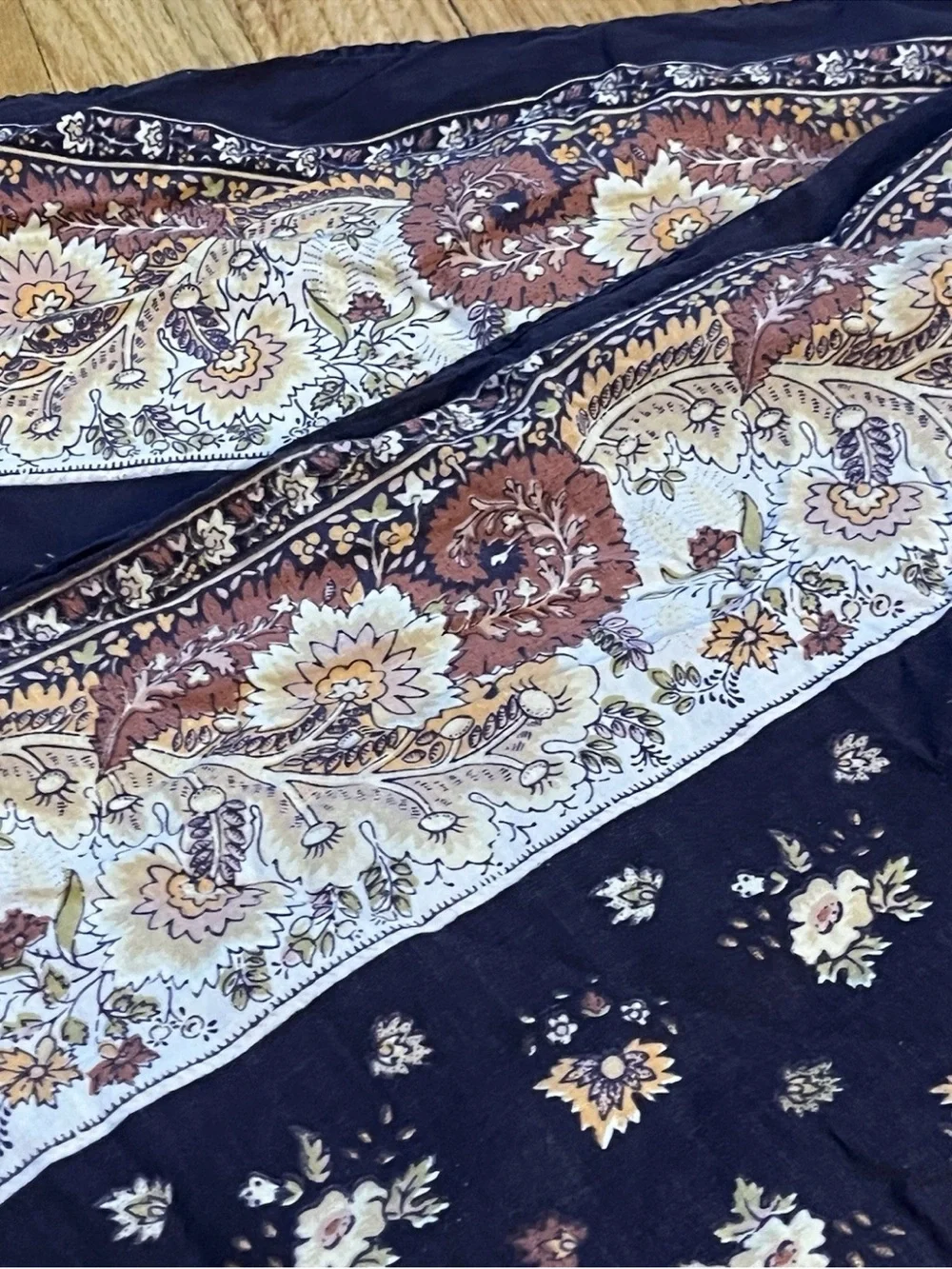 Vintage Les Olivades Provençal cotton scarf/bandana France Floral Paisley